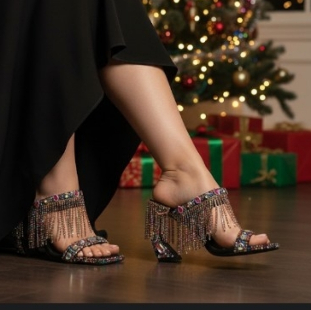 Kentucky Derby 6.5 Rhinestone Boho Sparkling Embellished Indie Fringe Mules - Picture 4 of 7